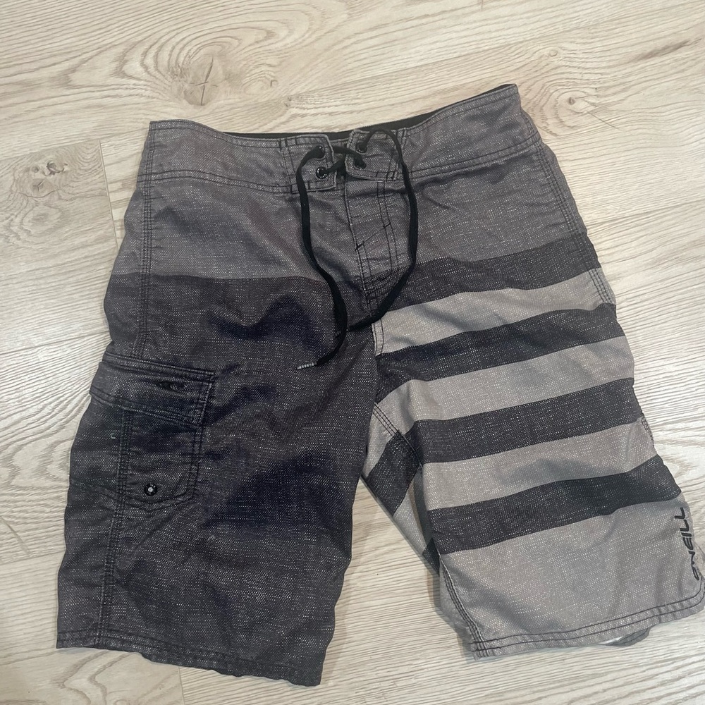 Men’s size 28 O’Neill Board Shorts, barely worn
